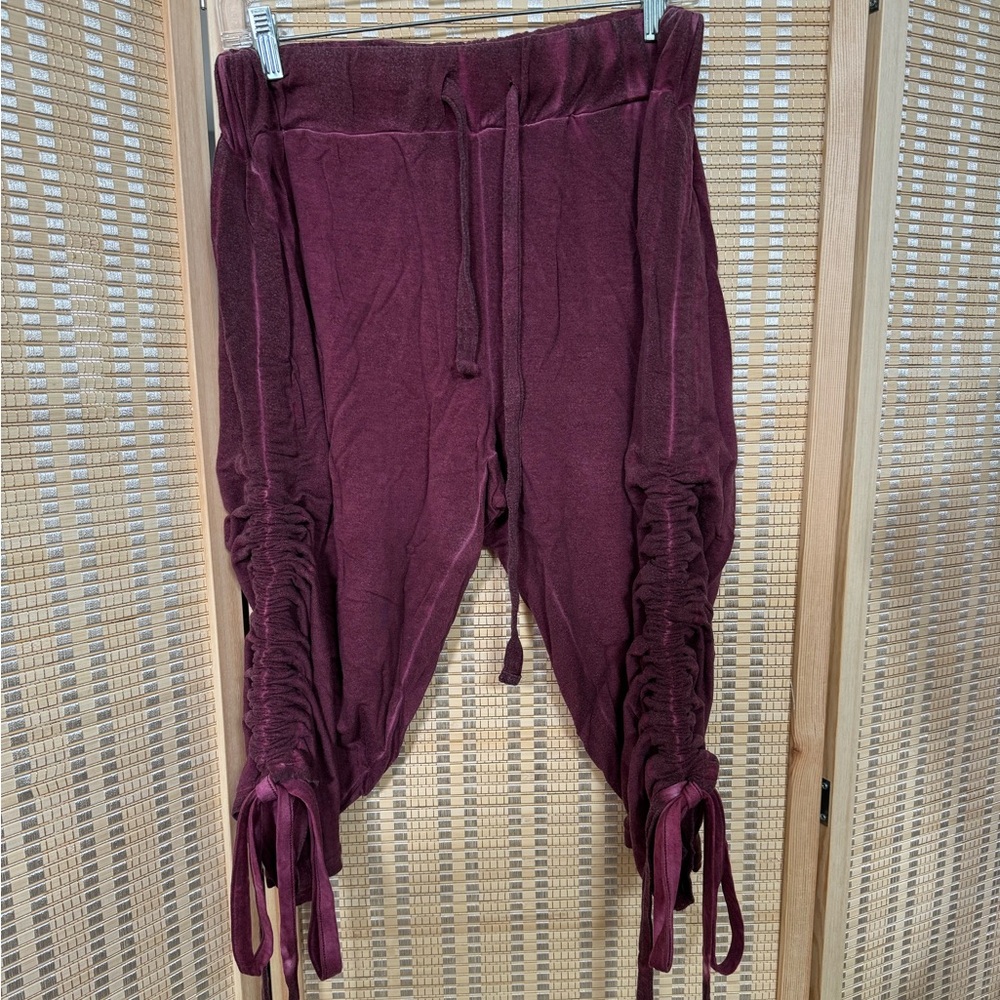 Coco + Carmen Burgundy Knit Pants